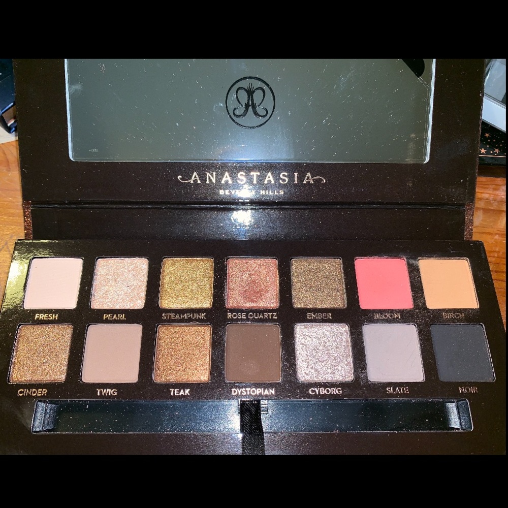 Sultry Anastasia palette